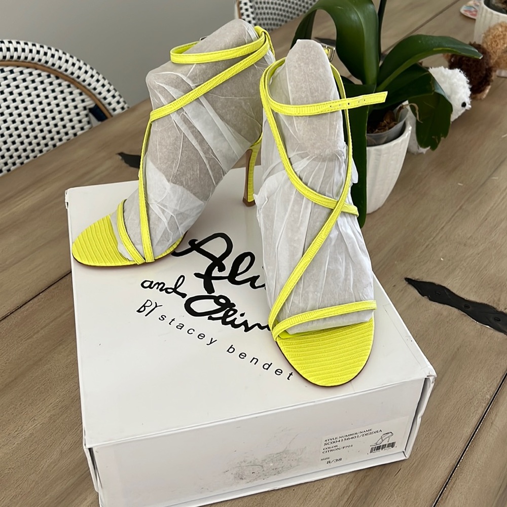 Alice & Olivia Deidra Stiletto Strappy Heel in Citron